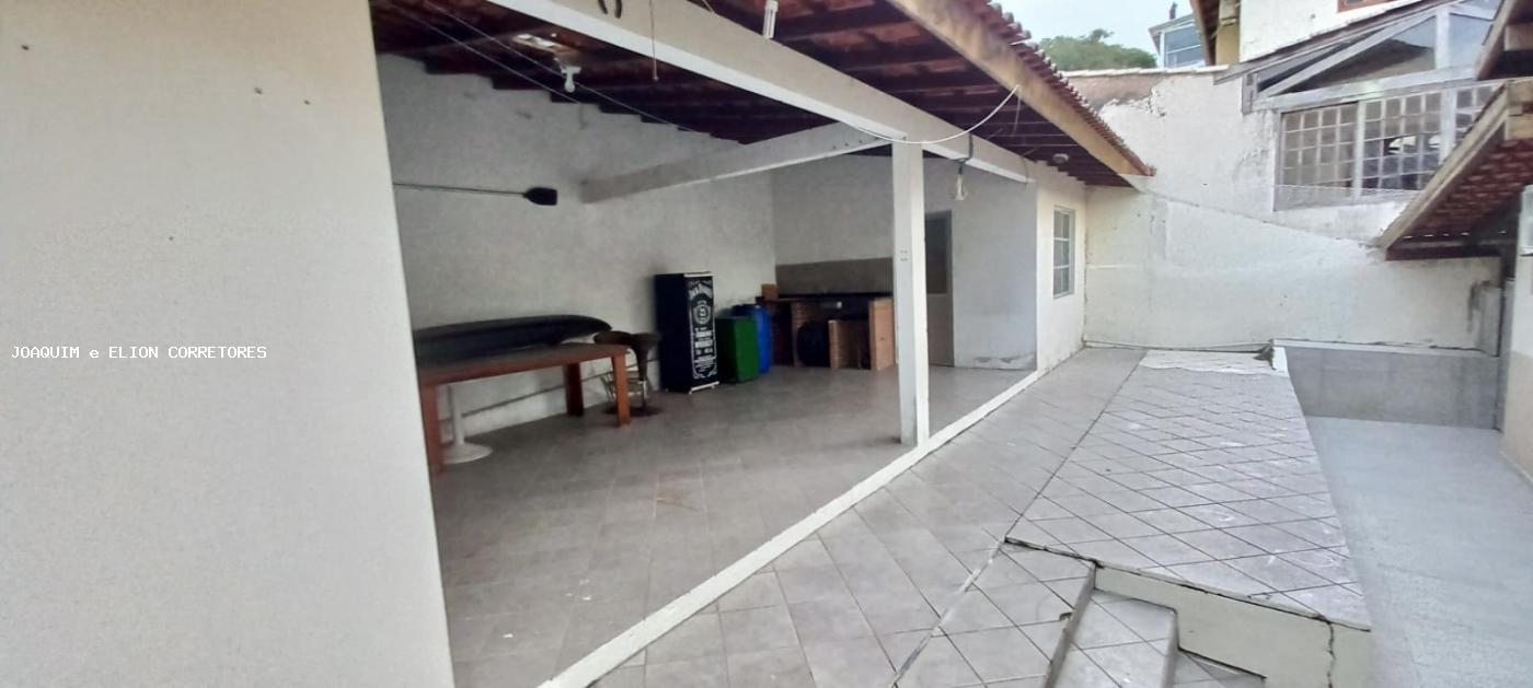 Casa, 4 quartos, 206 m² - Foto 33