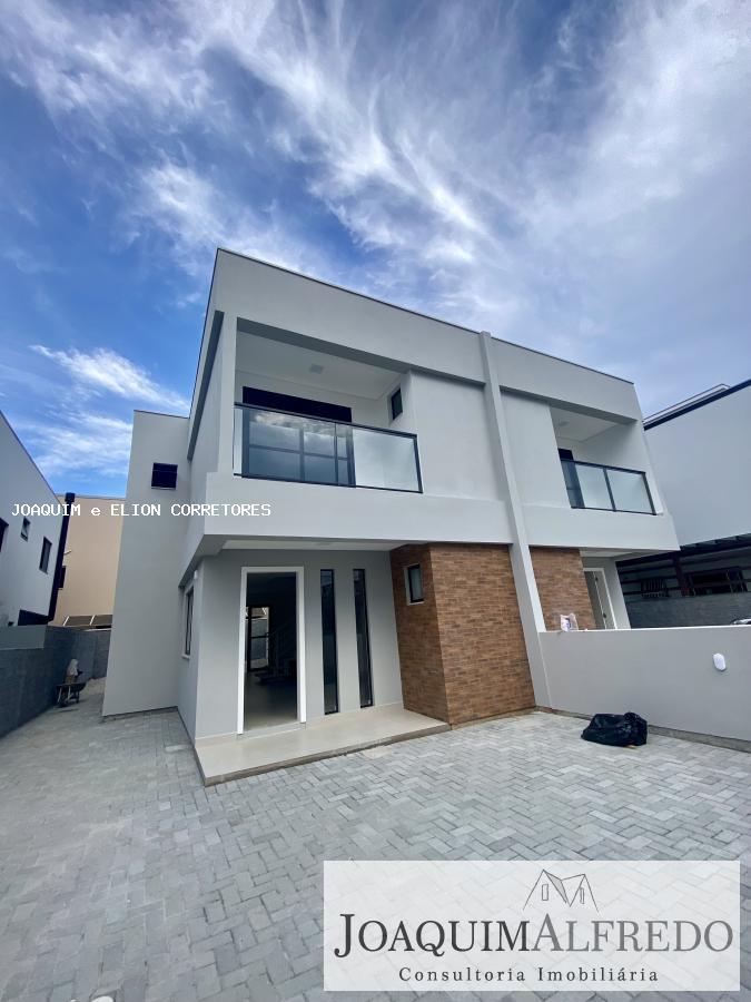 Casa à venda com 3 quartos, 132m² - Foto 2