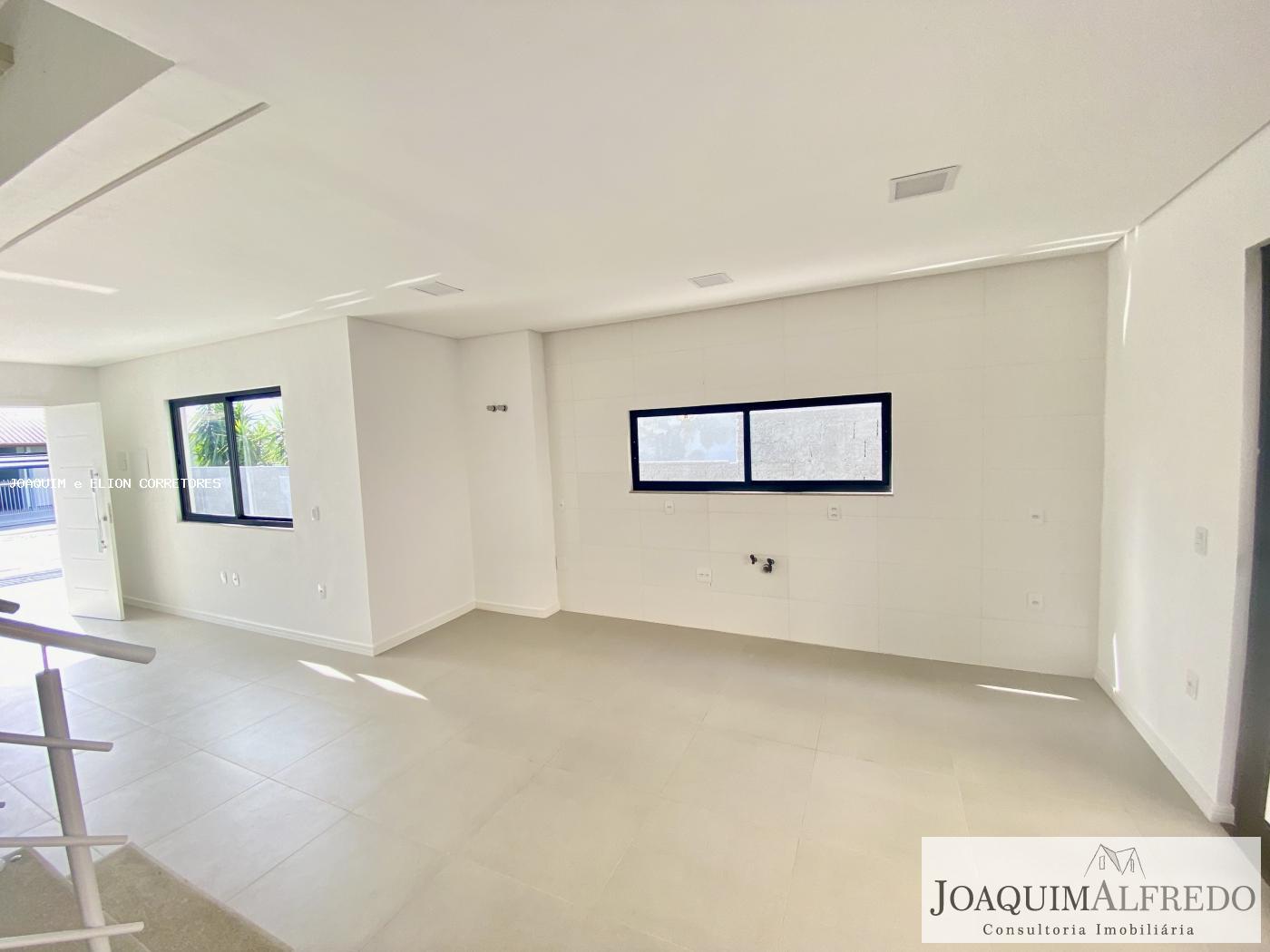 Casa à venda com 3 quartos, 132m² - Foto 30