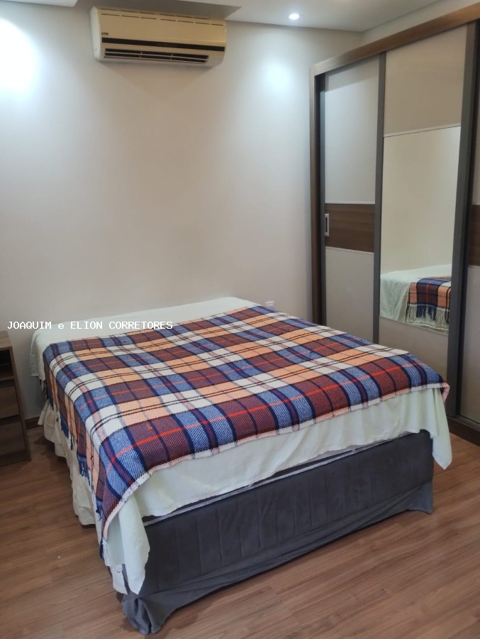 Casa à venda com 2 quartos, 163m² - Foto 31