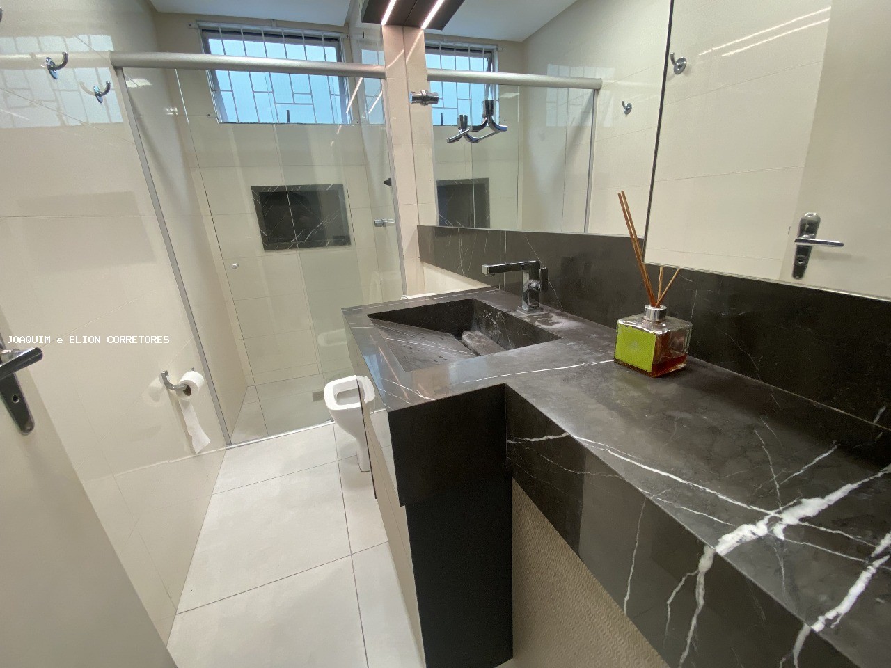 Apartamento à venda com 3 quartos, 87m² - Foto 6