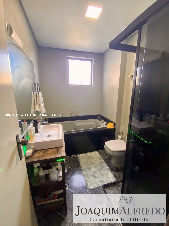 Apartamento à venda com 3 quartos, 155m² - Foto 9