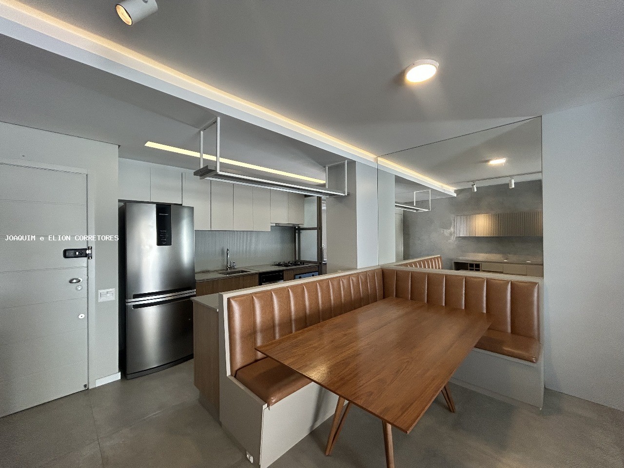 Apartamento à venda com 3 quartos, 89m² - Foto 7