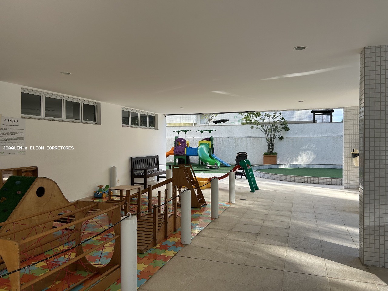 Apartamento à venda com 3 quartos, 89m² - Foto 21