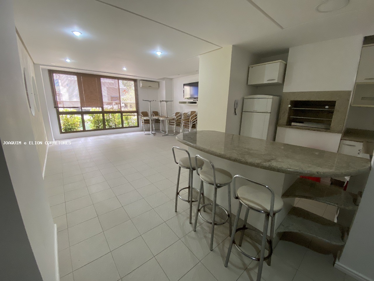 Apartamento, 3 quartos, 107 m² - Foto 2