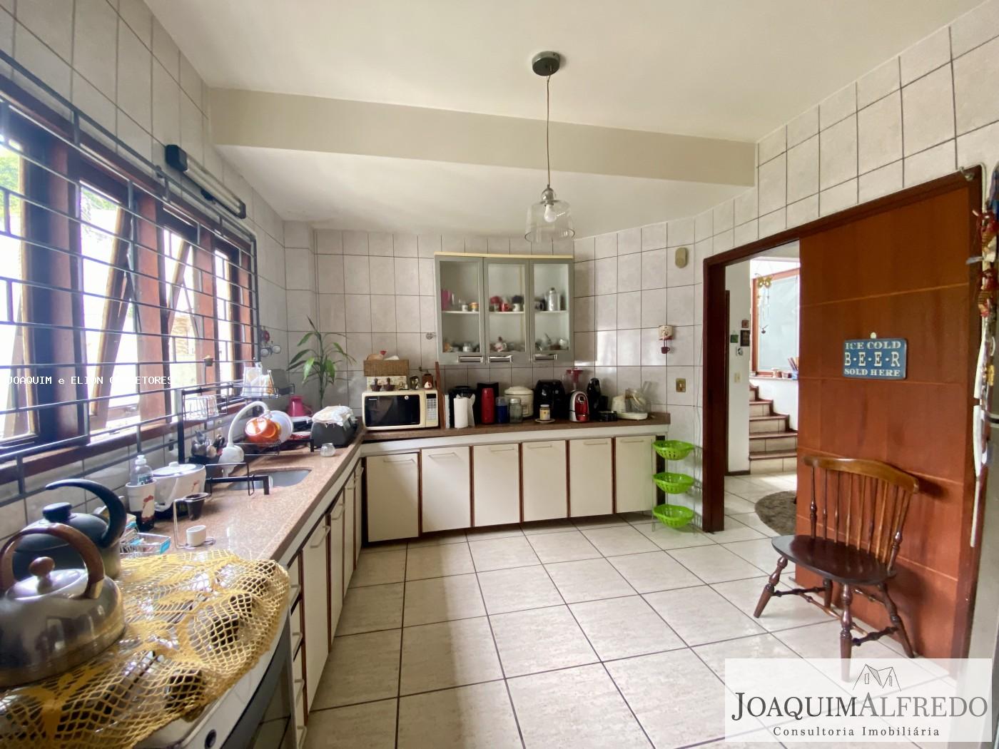 Casa, 5 quartos, 216 m² - Foto 24