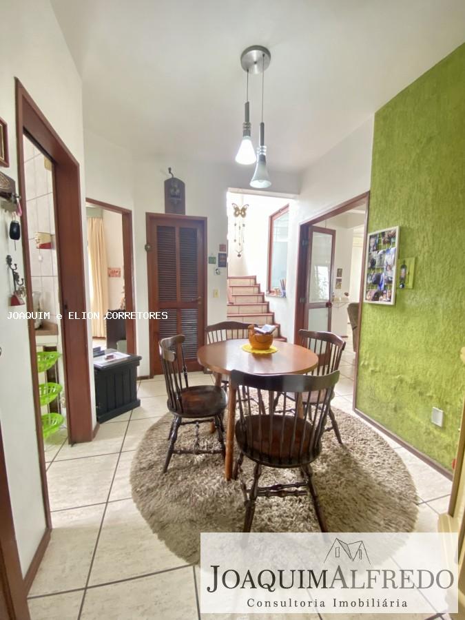 Casa, 5 quartos, 216 m² - Foto 25
