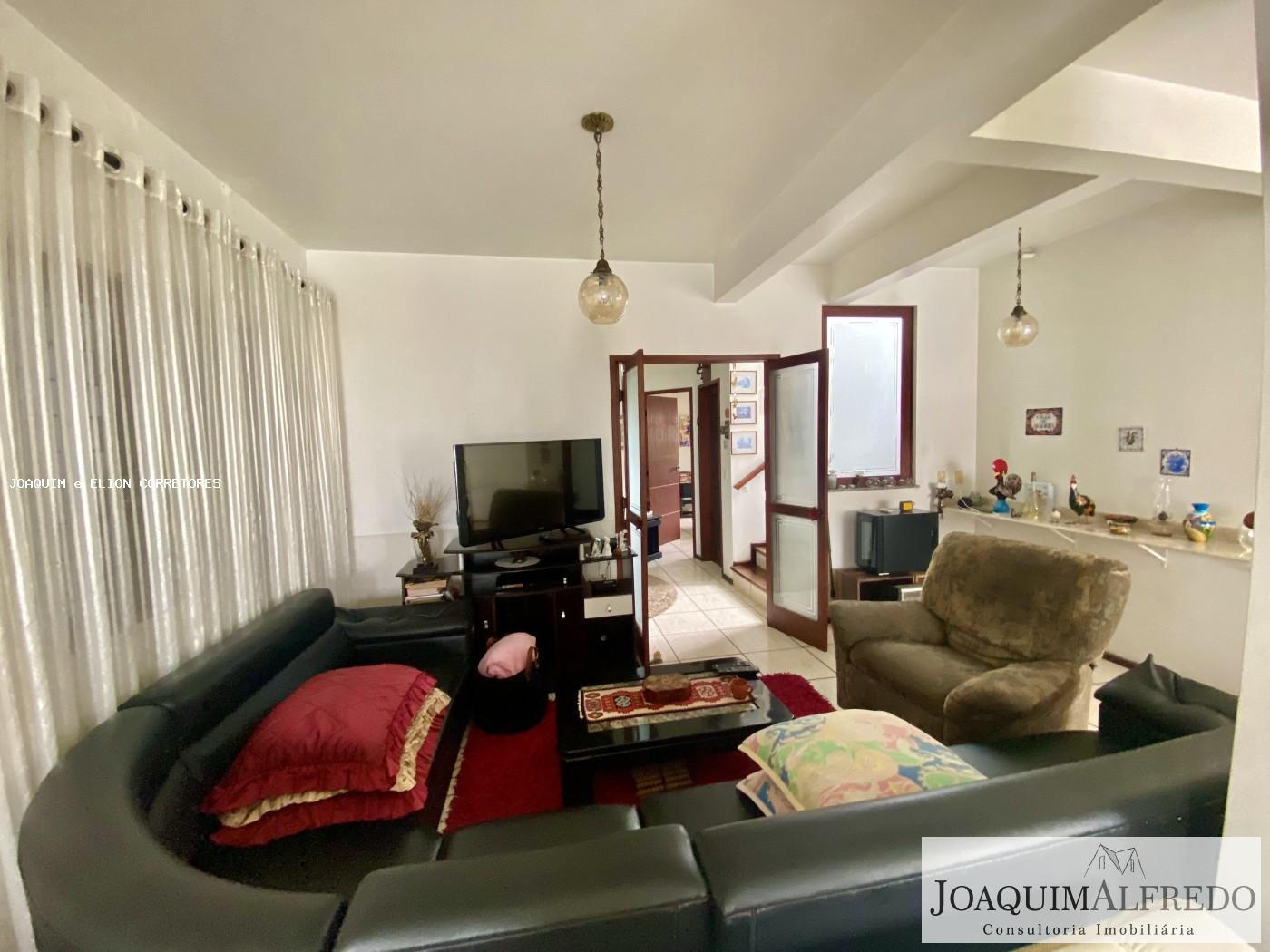 Casa, 5 quartos, 216 m² - Foto 31