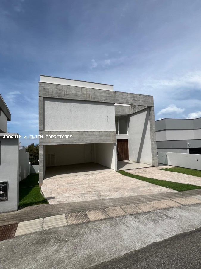 Casa, 4 quartos, 299 m² - Foto 2