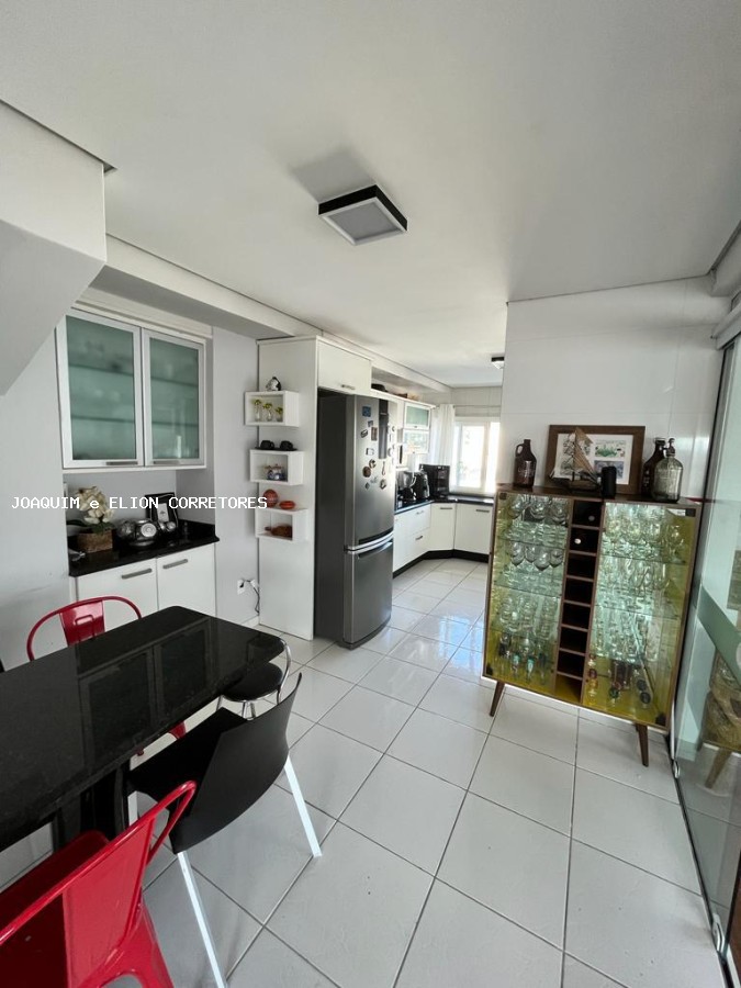 Cobertura, 4 quartos, 221 m² - Foto 13