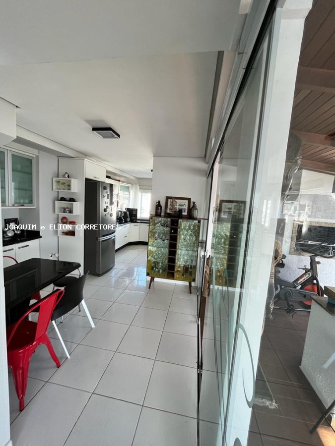 Cobertura, 4 quartos, 221 m² - Foto 15