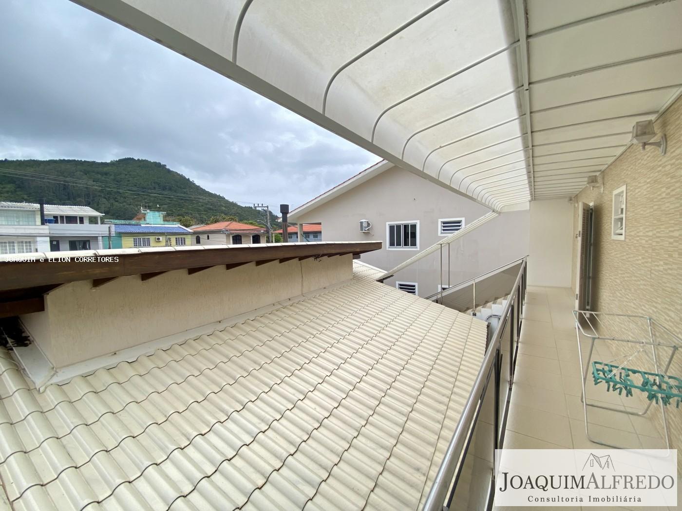 Casa, 3 quartos, 305 m² - Foto 2