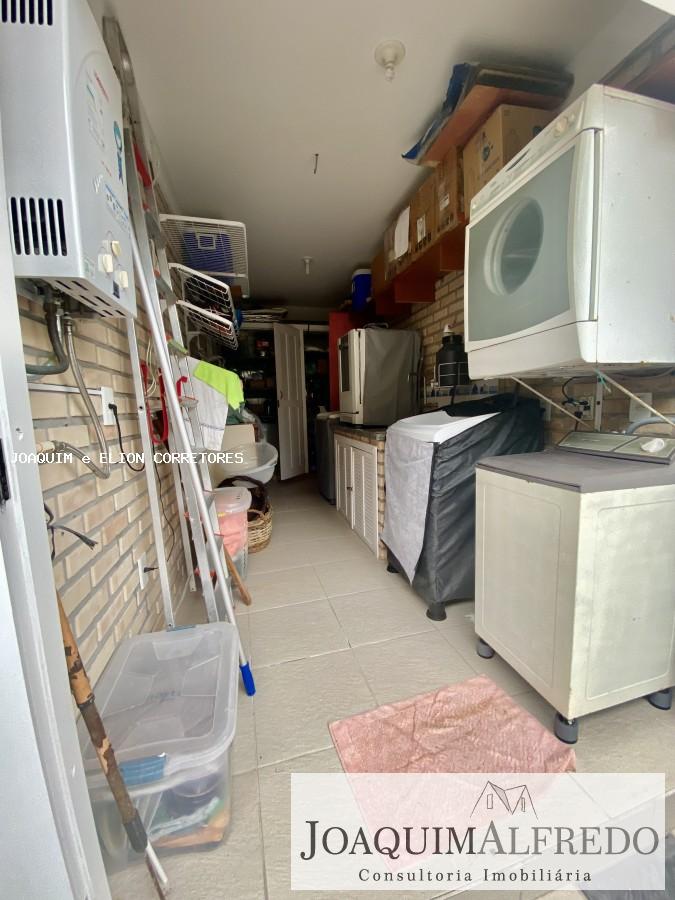 Casa, 3 quartos, 305 m² - Foto 31